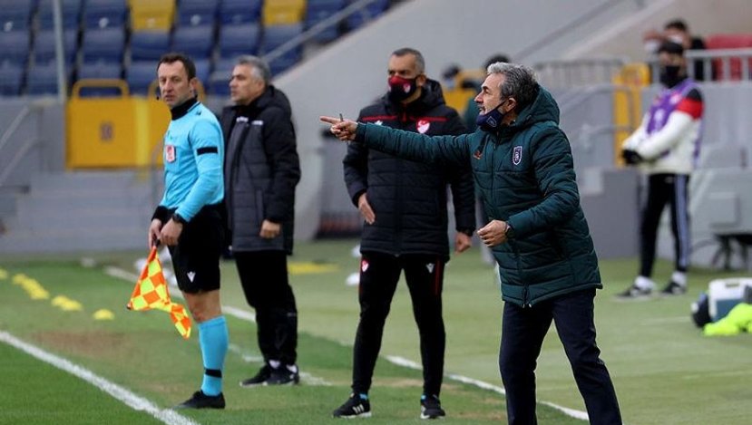Aykut Kocaman Başakşehir’de siftah yaptı
