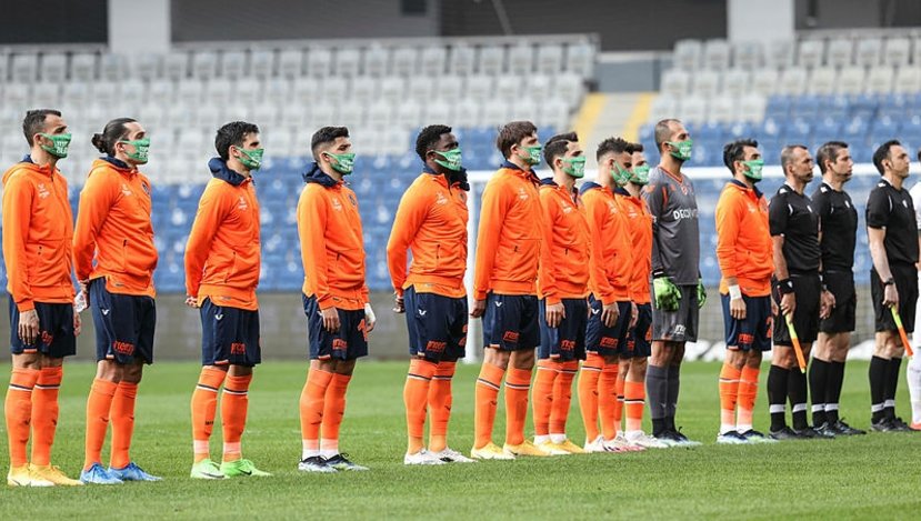 Son dakika spor haberi: Beşiktaş maçı öncesi Başakşehir’i bekleyen tehlike!