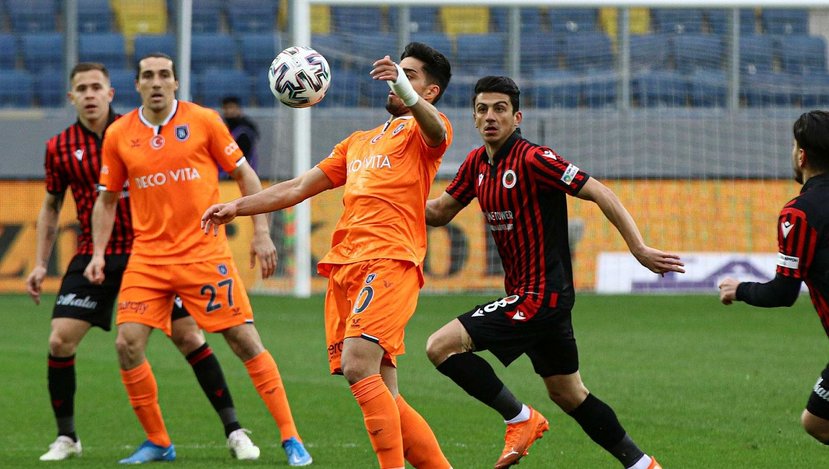 Başakşehir’de Beşiktaş maçı öncesi 7 eksik birden!