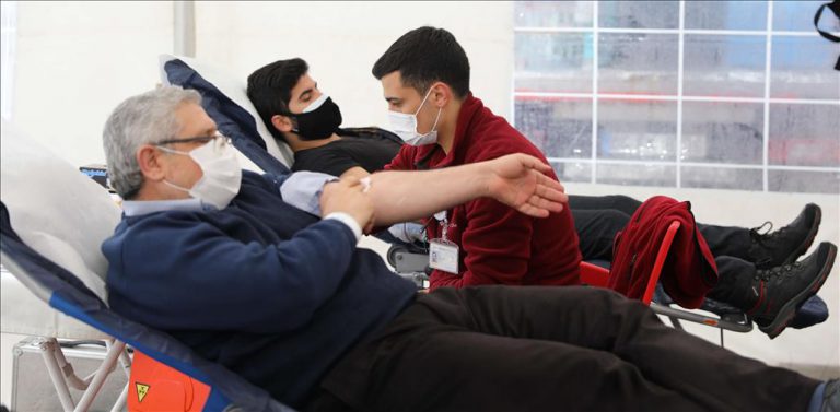 BAŞAKŞEHİRLİ ÜLKESİ İÇİN KANINI VERİYOR