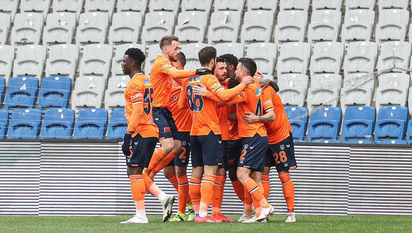Başakşehir Nefes Aldı. Başakşehir – Yeni Malatyaspor: 3-1