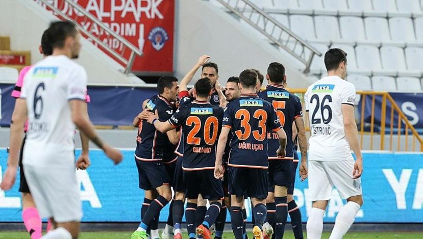 Kasımpaşa – Başakşehir: 0-1 (MAÇ SONUCU)