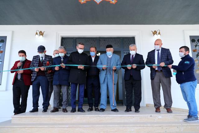 Başakşehir’de Derviş Ağa Camii ibadete açıldı