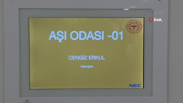 İstanbul’da korona virüs aşılaması iftardan sonra da devam ediyor