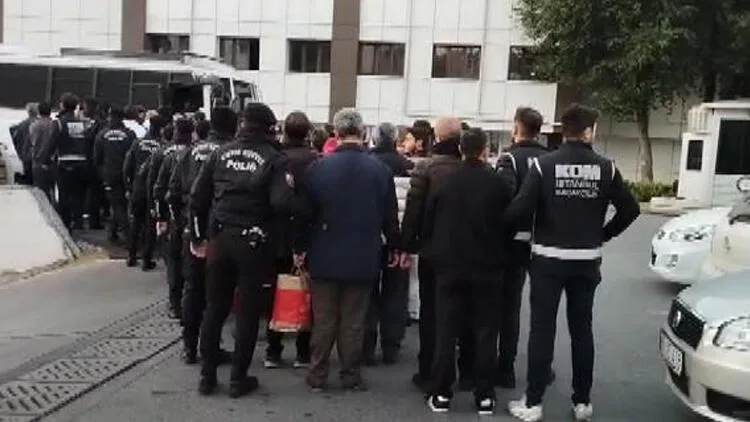 İstanbul’da FETÖ operasyonu: 21 şüpheli tutuklandı